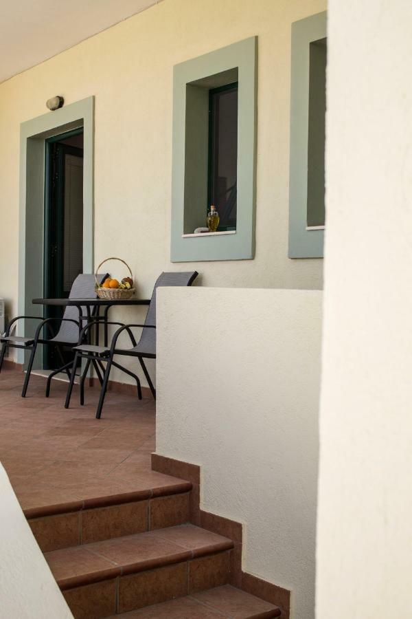 Ferienwohnung Sun & Sea Mochlos Exterior foto